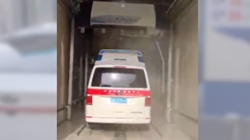 Túnel de desinfección de ambulancias