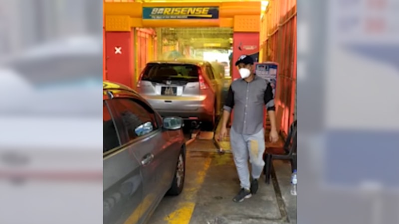 Un cliente de Kuala Lumpur, Malasia compró un CC-690